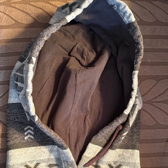 Pendleton Roots Aztec Charcoal Knit with Logo Patch - Picture 11 of 16